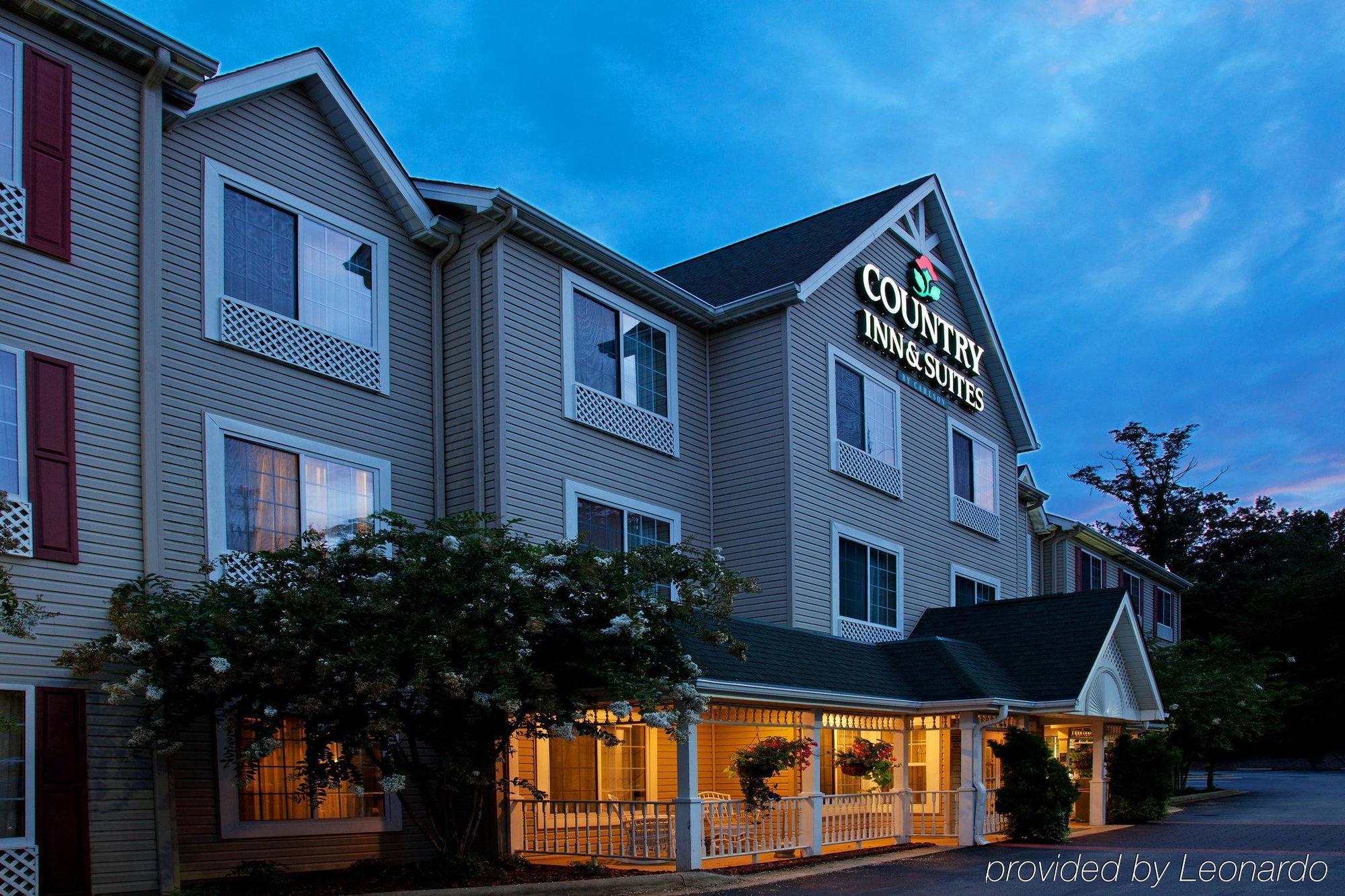 Country Inn & Suites By Radisson, Asheville - Outlet Mall Exterior foto